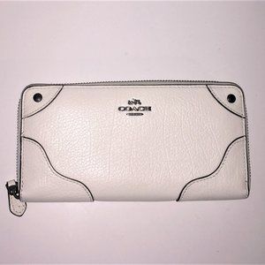Coach Chalk White Leather Mickie Full Zip Wallet